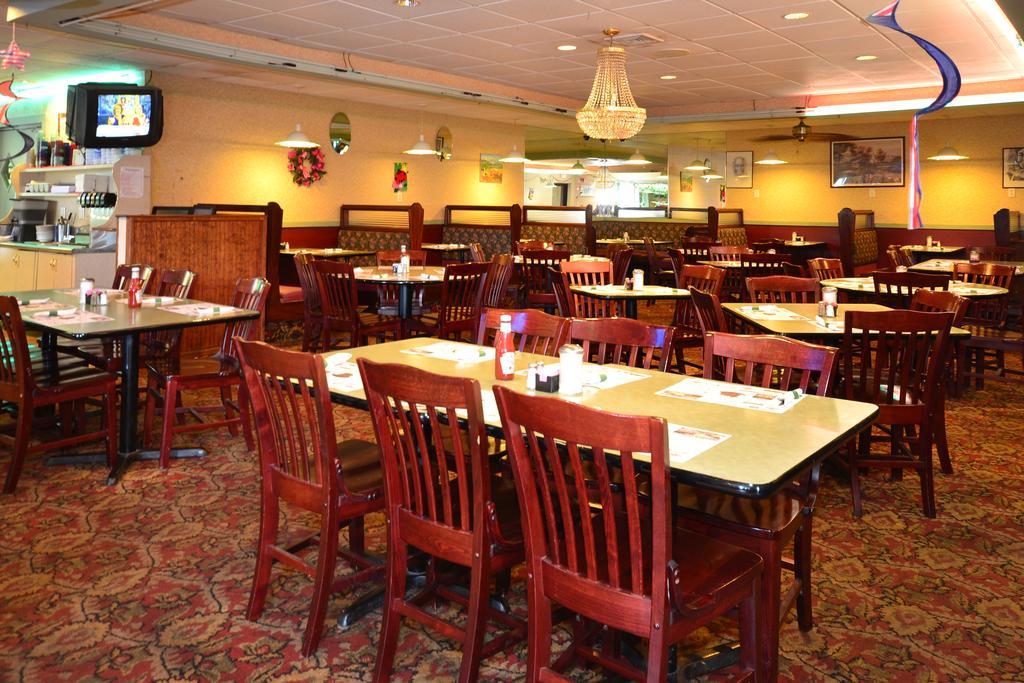 Howard Johnson By Wyndham Saugerties Exteriör bild